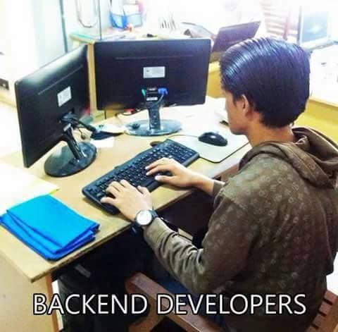 *POV thằng bạn tui: Khi tui kể tui đang học code back-end 🤦‍♀️