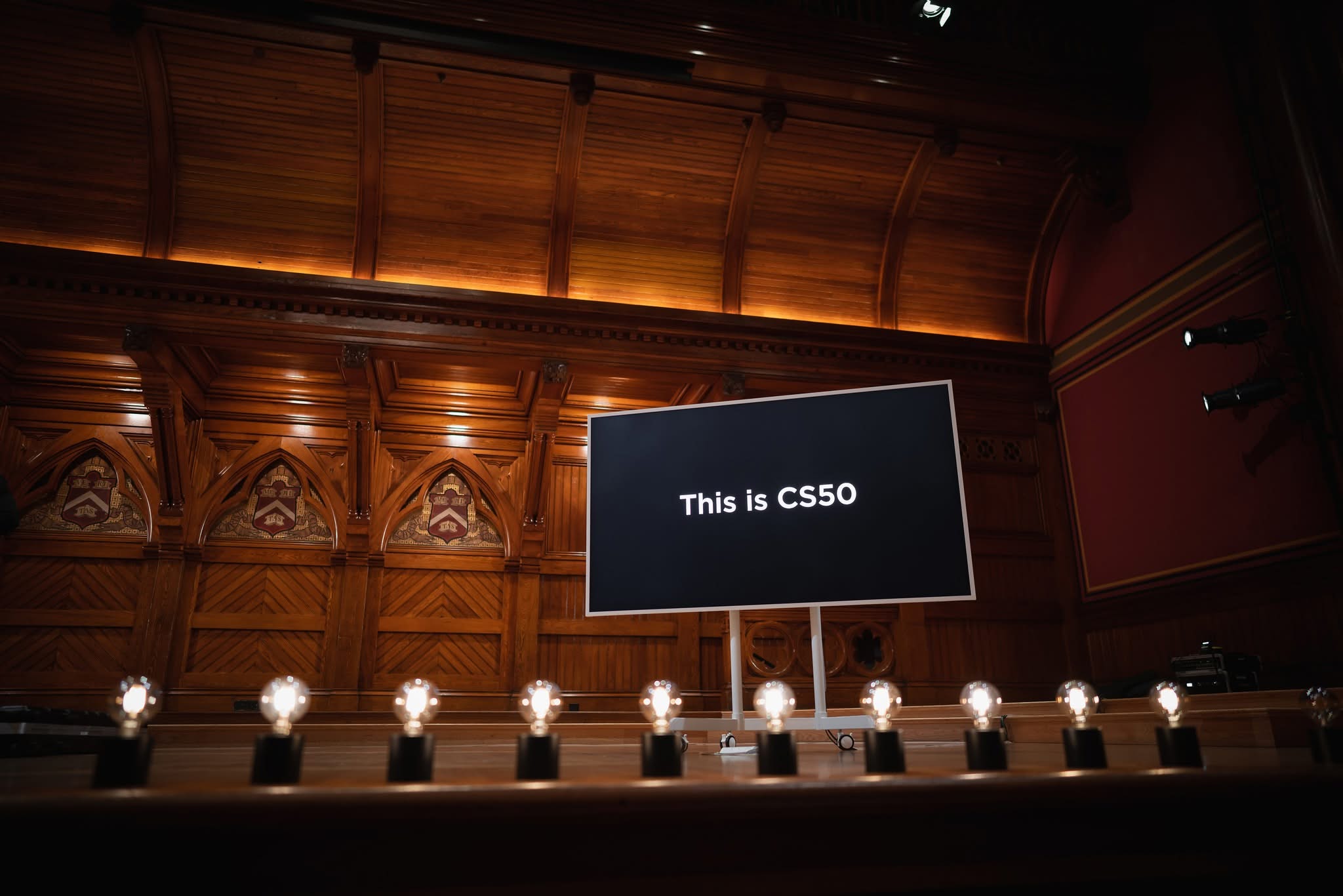 🌟 Khám Phá Lập Trình C – Bước Đệm Tuyệt Vời Cho Lập Trình Viên