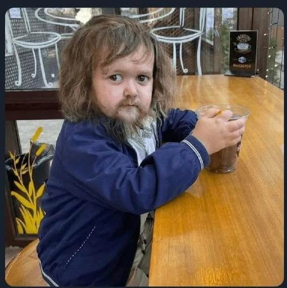 Khi HR năm nay tìm tôi với vị trí Junior dev mà đòi kinh nghiệm tới 10 năm, thì tôi đây, chính là tôi đây😮‍💨